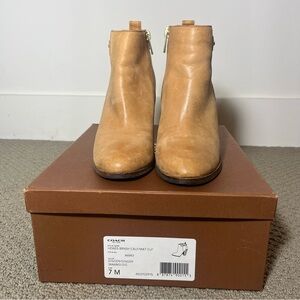 Coach Women's Camel Leather Ankle Booties - sz 7
